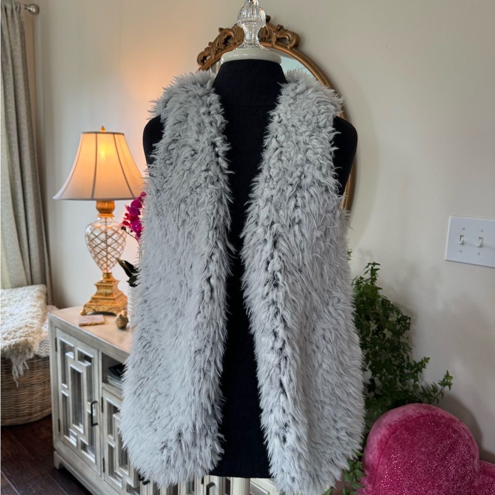 White paper crane Faux Fur Vest size small